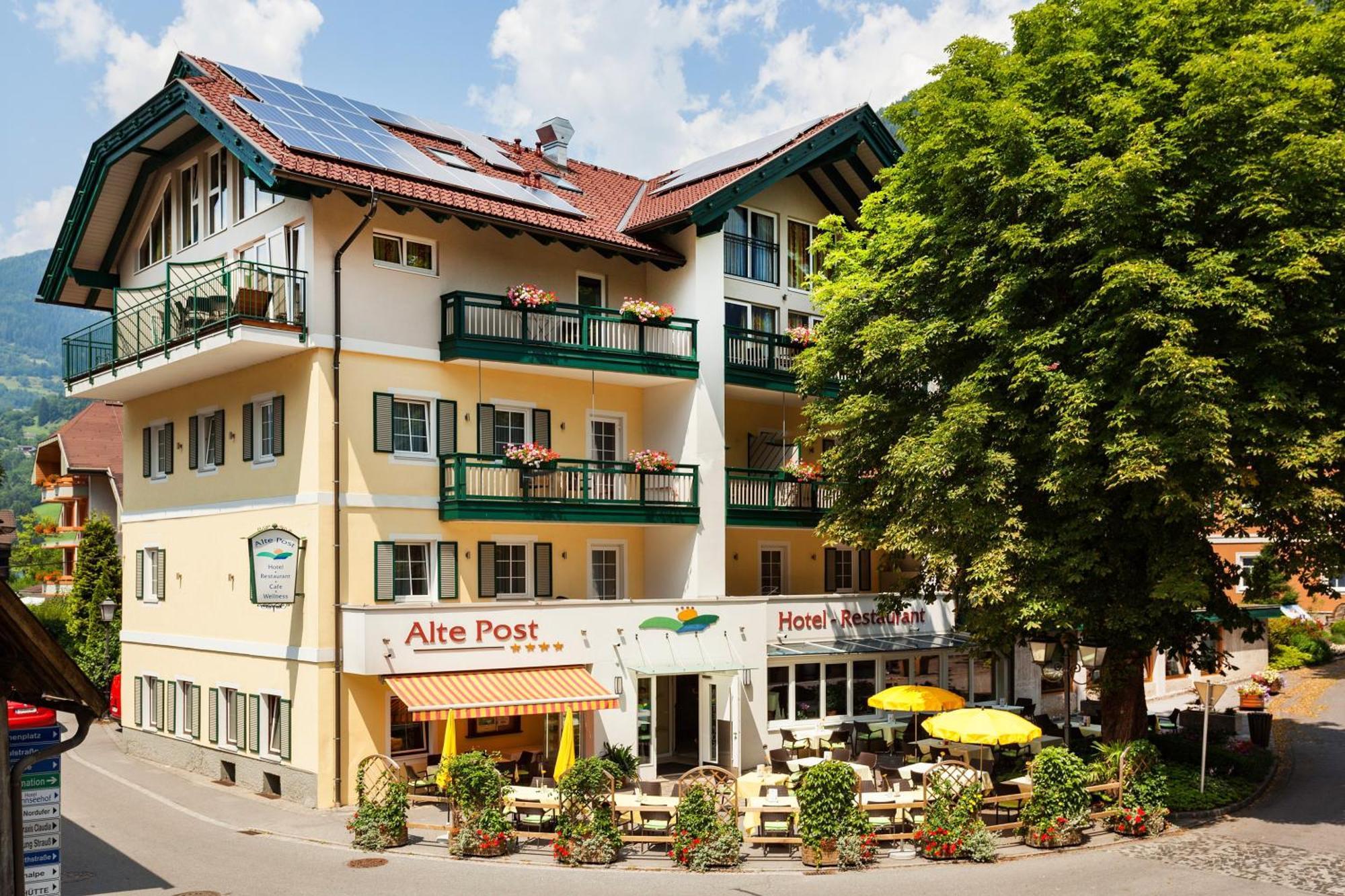 Hotel Alte Post Feld am See Buitenkant foto